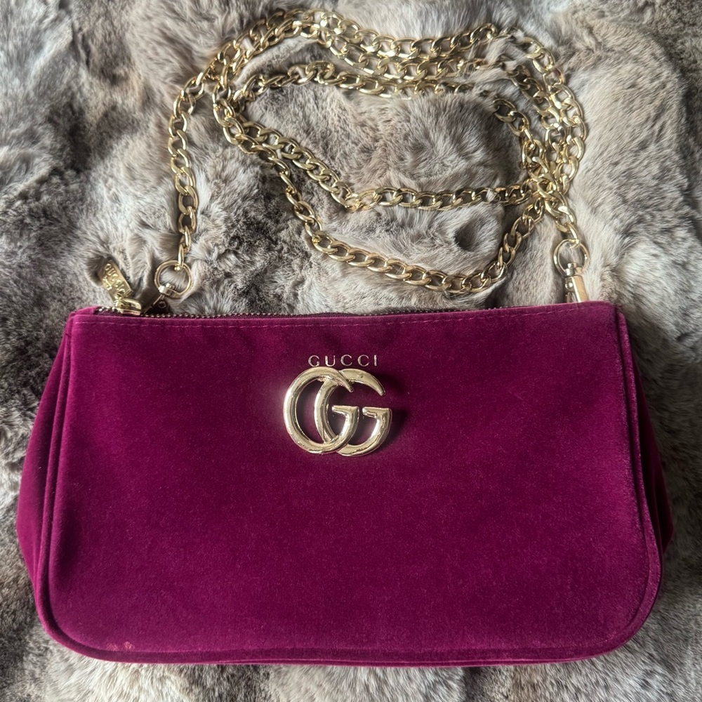 Gucci Velvet Shoulder Bag in Deep Magenta with Gold Hardware